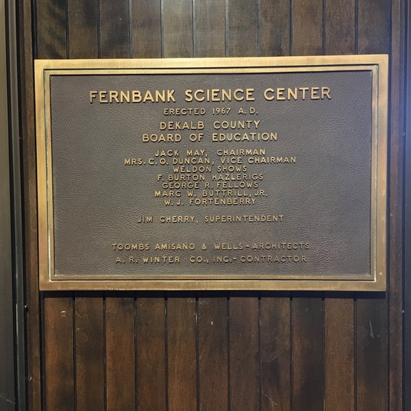 รูปภาพถ่ายที่ Fernbank Science Center โดย Andrew M. เมื่อ 1/21/2017