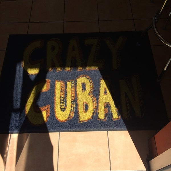 Foto tirada no(a) The Crazy Cuban por Andrew M. em 2/11/2016
