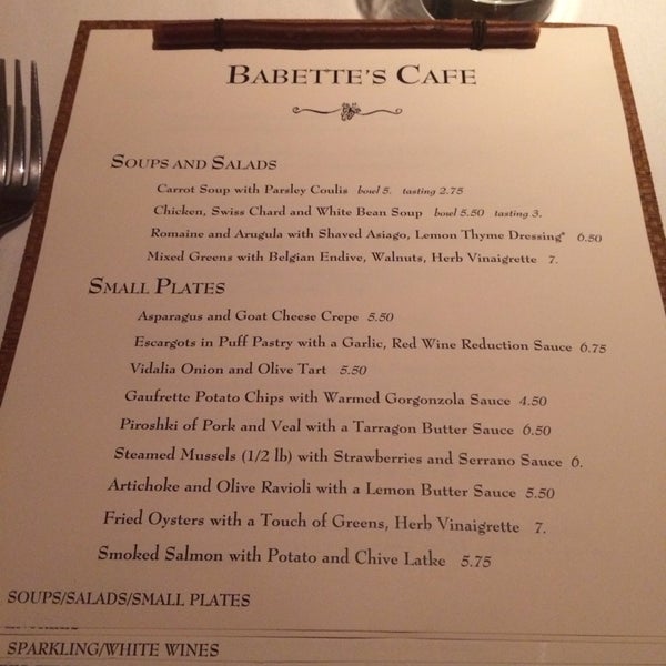 รูปภาพถ่ายที่ Babette&#39;s Cafe โดย Andrew M. เมื่อ 4/13/2014