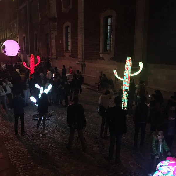 Foto tirada no(a) Museo de la Luz por Elliot G. em 11/12/2016