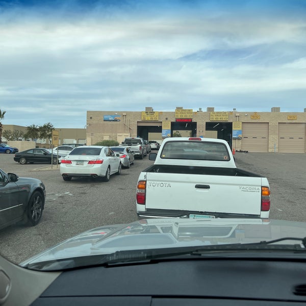 ADEQ Vehicle Emissions Testing Station Camelback East 4949 E Madison St