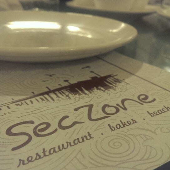 Seazone набережные челны. Ресторан SEAZONE Алушта.