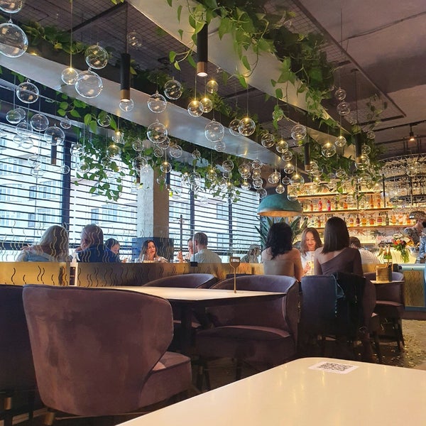 Шампанерия ресторан спб. Шампанерия ресторан спб. Шампанерия дибуновская 18. Анна шампанерия дибуновская. Шампанерия ресторан спб.