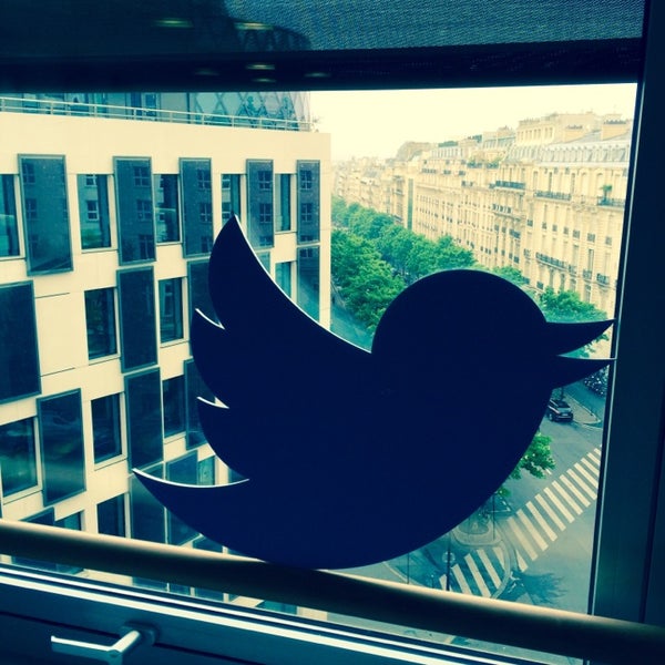 Photo taken at Twitter France by Charles I. on 5/2/2014