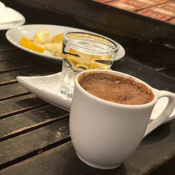 4/25/2018 tarihinde Mustafa P.ziyaretçi tarafından Vera Cafe'de çekilen fotoğraf