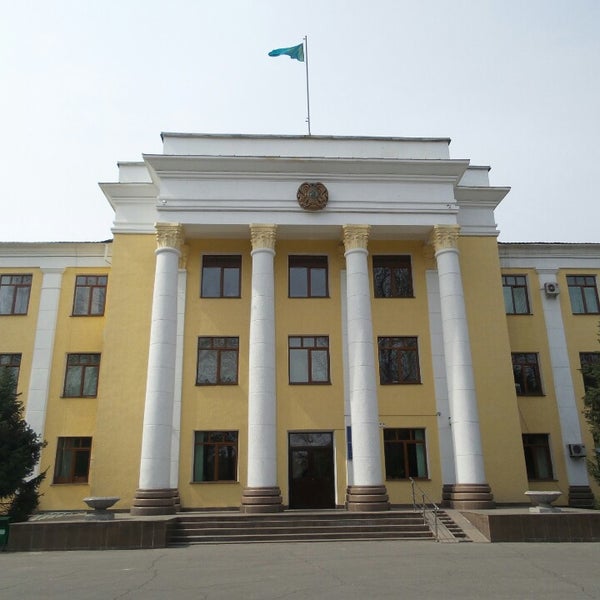г. акимат города талдыкорган. талды-курган фото. акимат талдыкорган. акимат здание в талдыкоргане.