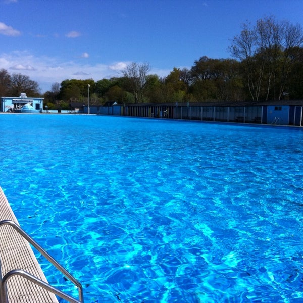 Tooting Bec Lido - Pool in Tooting