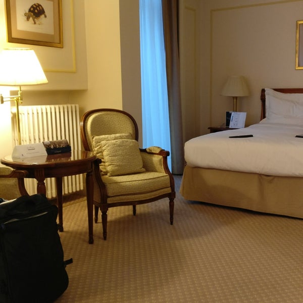 Photo taken at Hotel Le Plaza Brussels by Sonia F. on 12/7/2018