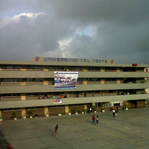 Foto tomada en Universidad Del Norte  por Adrian F. el 9/28/2012
