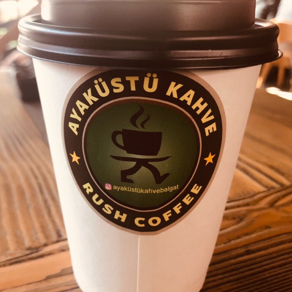 3/1/2019 tarihinde Ⓜ️UR🅰️T A.ziyaretçi tarafından Ayaküstü Kahve'de çekilen fotoğraf