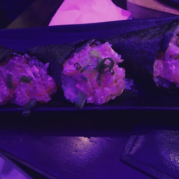 Снимок сделан в Hadouken Sushi Bar пользователем Valdemir G. 6/23/2016