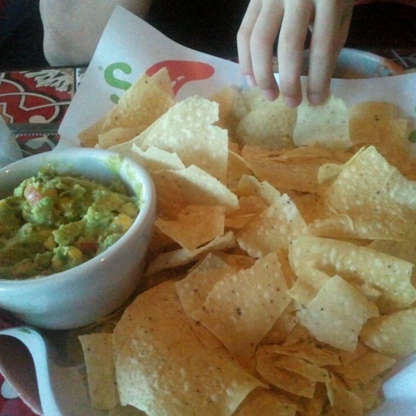 Photo taken at Chili&#39;s Grill &amp; Bar by William G. on 4/15/2013