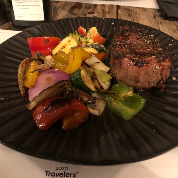 Steak with grill vegetables