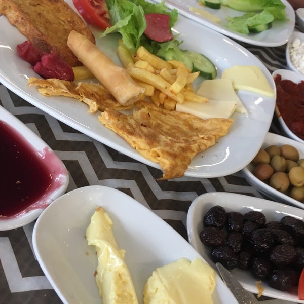 Kosem Cafe De 2 Kisilik Kahvalti Izmir Kahvalti Firsatlari