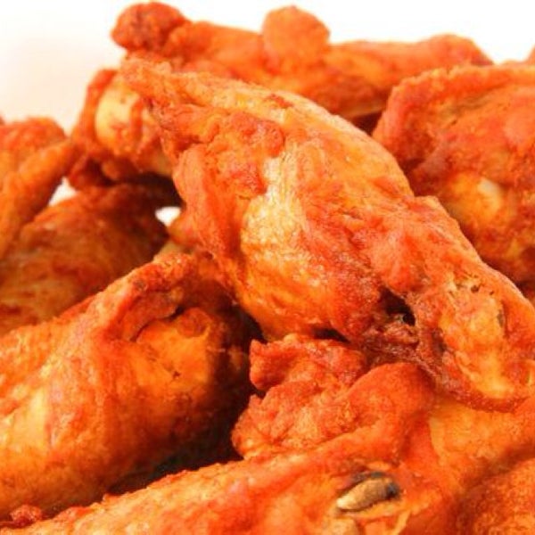 Like buffalo wings? Then you'll love this place. Super crispy and delicious!