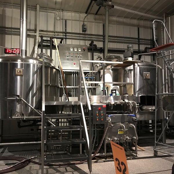 Photo taken at Voyageur Brewing Company by Seth K. on 3/28/2021