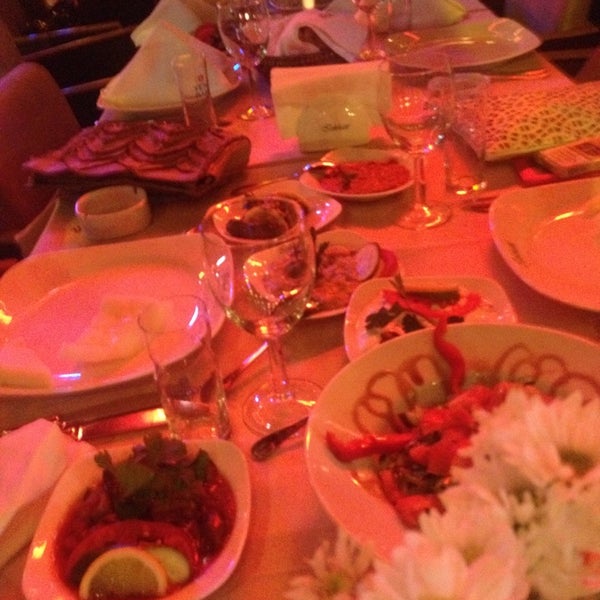 Снимок сделан в Işıkhan Restaurant пользователем Ayşe Y. 9/13/2014