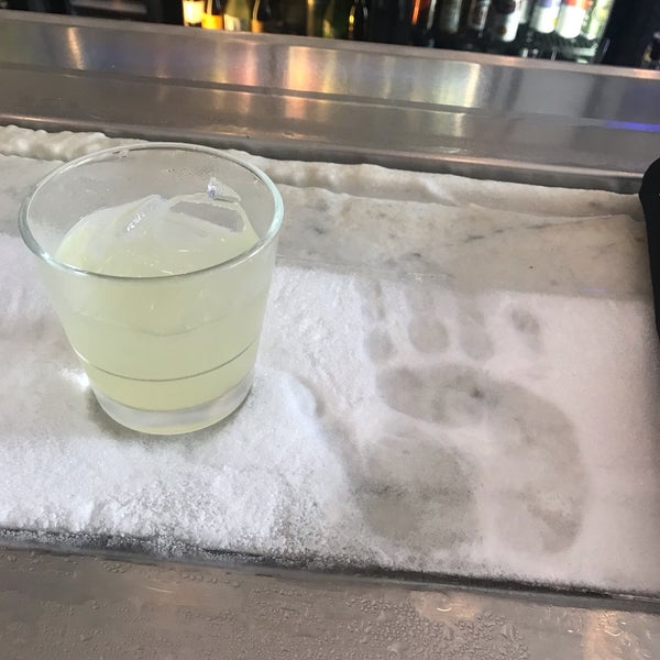 5/24/2019にJessicaがSub Zero Vodka Barで撮った写真