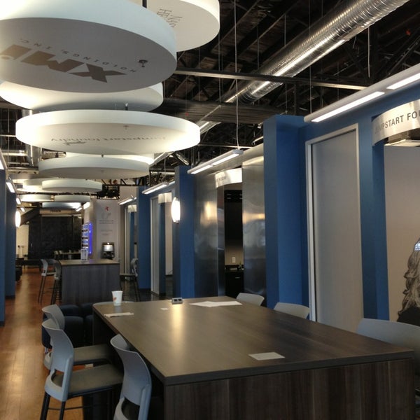 รูปภาพถ่ายที่ The Nashville Entrepreneur Center โดย Ryan C. เมื่อ 6/30/2013