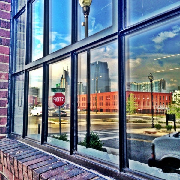 รูปภาพถ่ายที่ The Nashville Entrepreneur Center โดย Ryan C. เมื่อ 6/5/2013