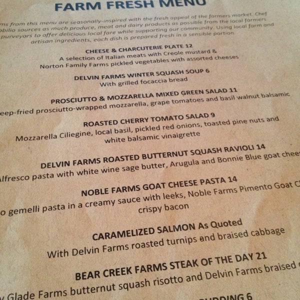 รูปภาพถ่ายที่ Amerigo Italian Restaurant โดย Ryan C. เมื่อ 3/19/2013