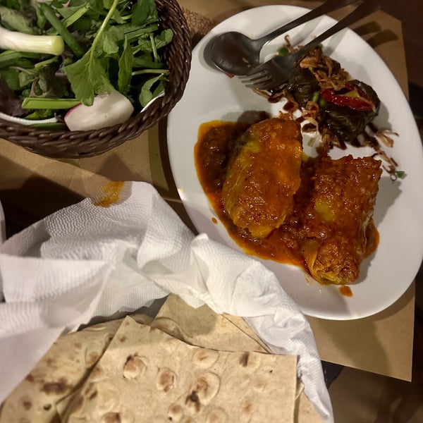 Ananda Vegan Restaurant رستوران گیاهی آناندا منطقه ۳ South Ekhtiariyeh St.