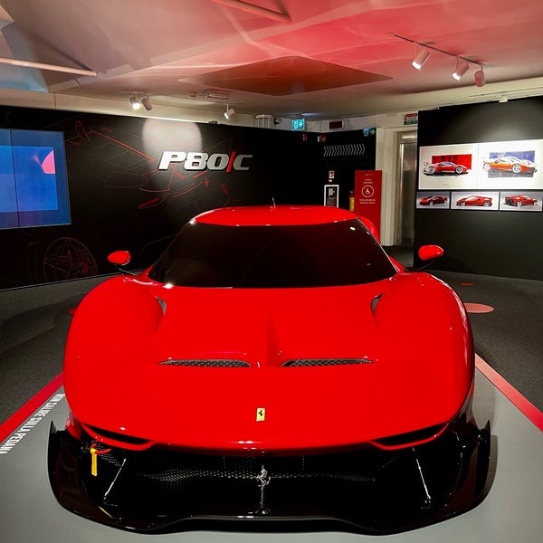 11/12/2021にJenn L.がMuseo Ferrariで撮った写真
