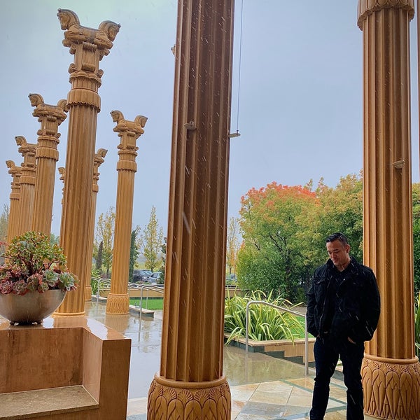 Photo taken at Darioush Winery by ⚔️D-Anthony ⚔️ on 10/25/2021