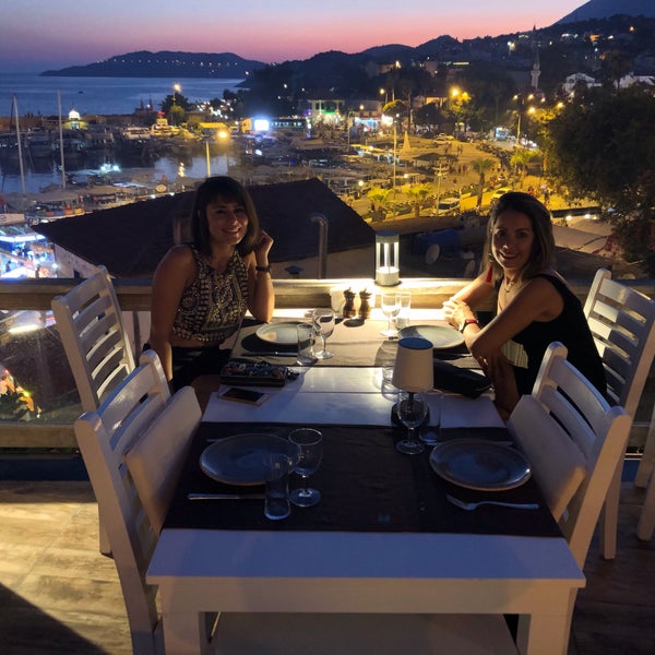Photo taken at Dolphin Restaurant by Yaşar Naz Ş. on 8/12/2019