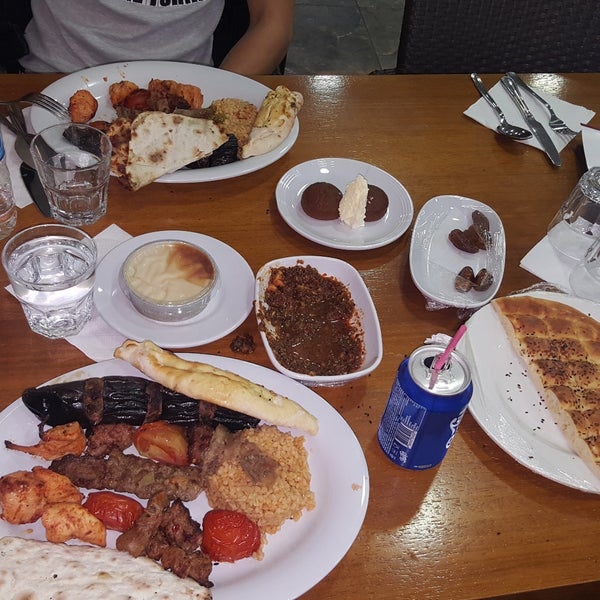 Foto diambil di Şanlıurfa İskender Kebap Restaurant oleh salih g. pada 6/4/2017