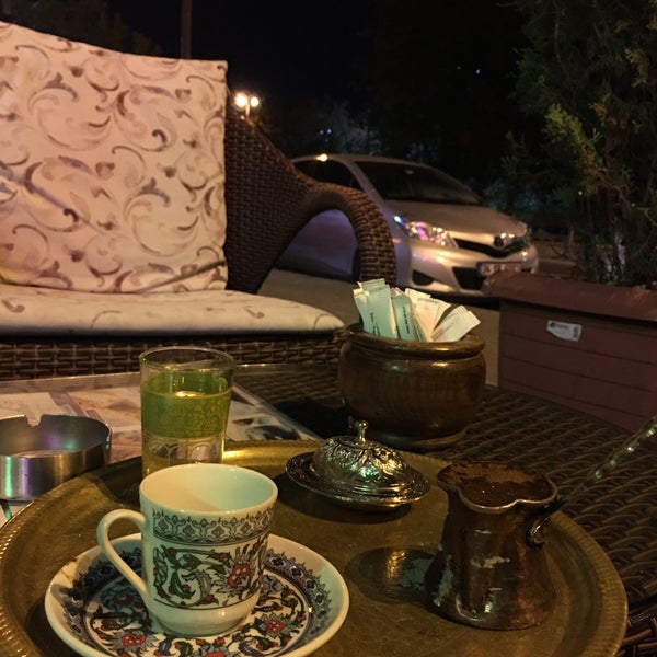 Foto scattata a Mekan Cafe da Süleyman D. il 9/3/2017
