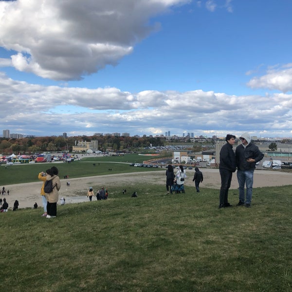 Photo taken at Downsview Park by ELIANA on 10/14/2019