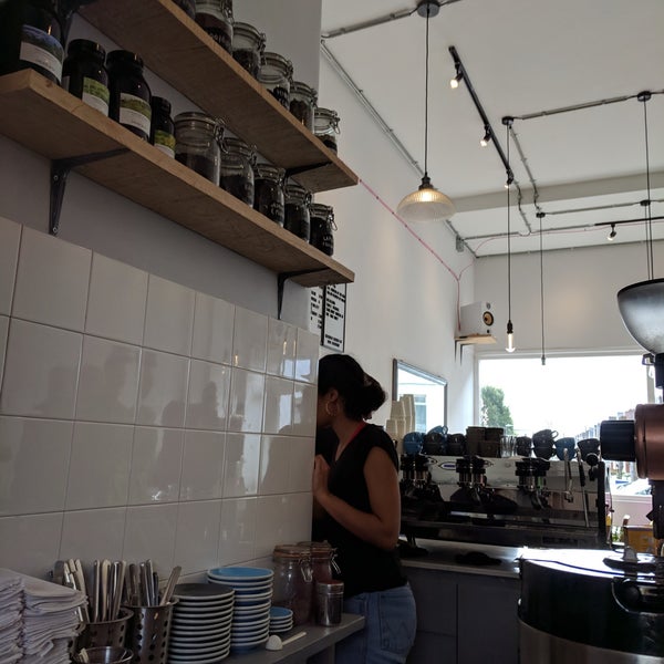 Saucer & Cup Coffee Shop in Wimbledon Park