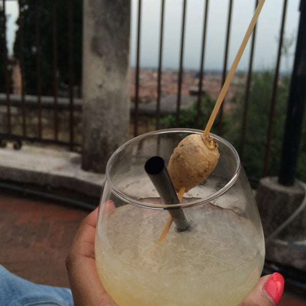 5/9/2016 tarihinde Sabrina V.ziyaretçi tarafından TeodoricoRe Restaurant Bar Verona'de çekilen fotoğraf