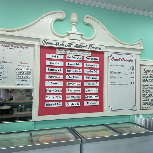Bailey's Ice Cream Parlour 7 tips from 228 visitors