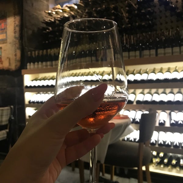 10/17/2020에 Canan Ü.님이 Sensus Şarap &amp; Peynir Butiği에서 찍은 사진