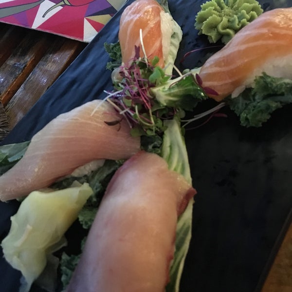 Снимок сделан в Fung Ku Kitchen &amp; Sushi пользователем Freddy F. 5/13/2016