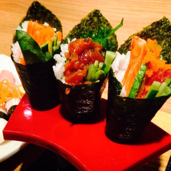 รูปภาพถ่ายที่ Banzai Sushi โดย Banzai Sushi เมื่อ 3/18/2014