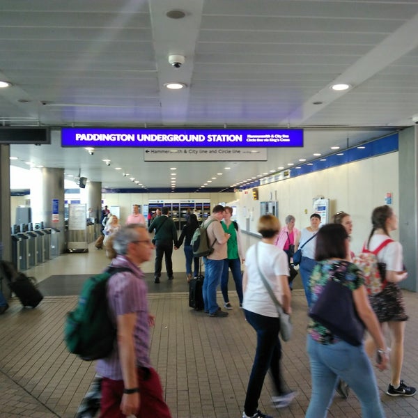 Photo taken at Paddington London Underground Station (Hammersmith &amp; City and Circle lines) by Nuutti H. on 6/22/2019