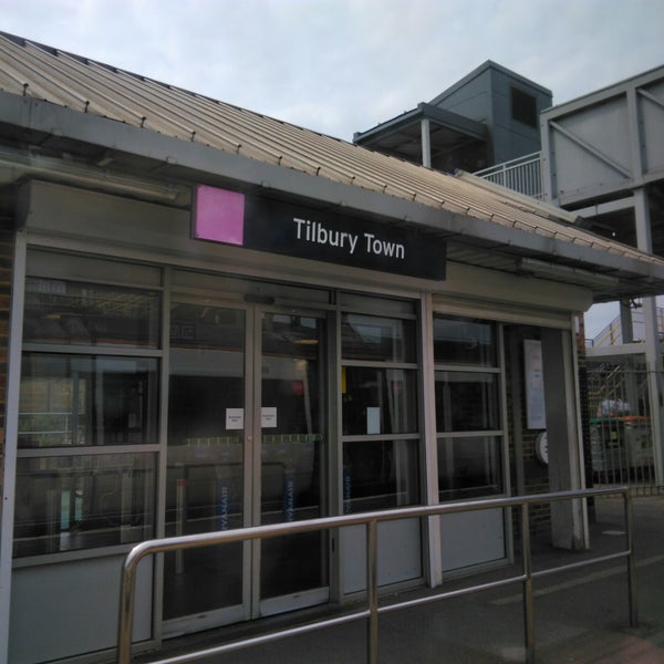 Tilbury Town Railway Station (TIL) 2 tips