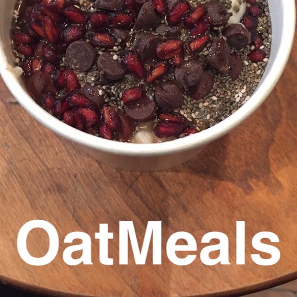 Foto tomada en OatMeals  por Nandi A. el 12/28/2015