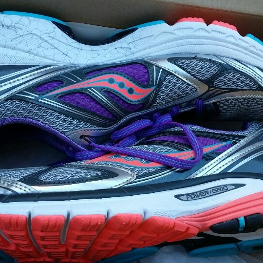 Ft sport. TF Sports foot 4r204.