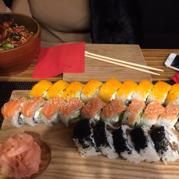 Väga hea sushi 👌 Teenindus vahest päris aeglane.