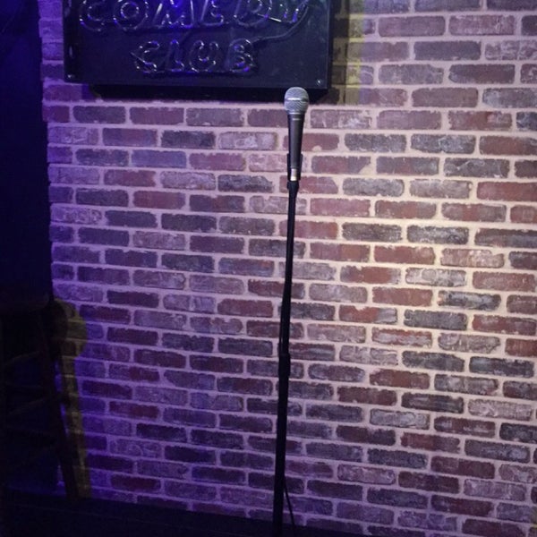รูปภาพถ่ายที่ New York Comedy Club โดย Sylvan G. เมื่อ 11/8/2015