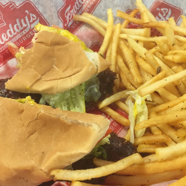 Freddy's Frozen Custard and Steakburger American Restaurant in Norman