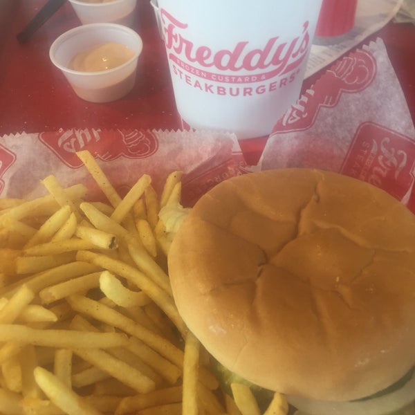 Freddy's Frozen Custard and Steakburger American Restaurant in Norman