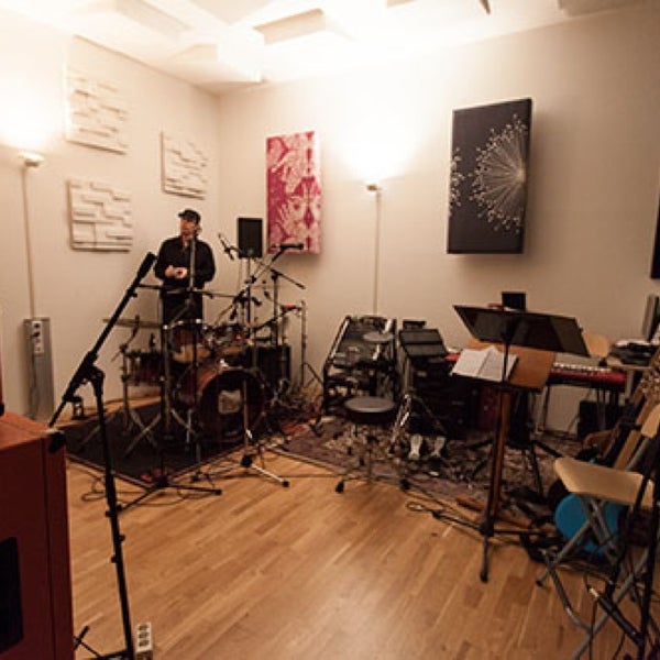 Студия саунд нижний. Музыкальная студия нижний новгород. Автомолл автозвук. Студия саунд 52 нижний новгород. Автозвук нижний новгород.