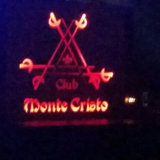 Foto tirada no(a) Club Monte Cristo por Ryan em 7/6/2015