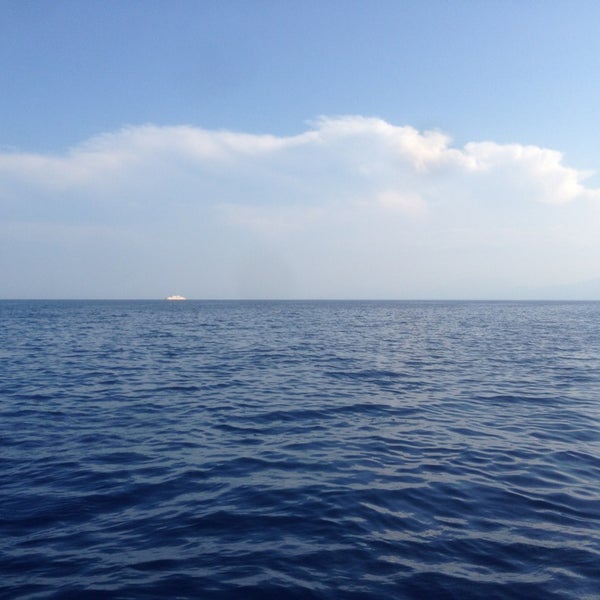 Якорная стоянка Средиземное море
