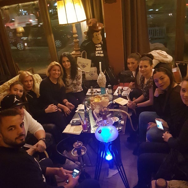 Foto tomada en Café MyMoon  por Pınar Ö. el 3/23/2017